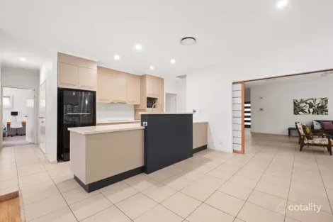 Property photo of 13 North Beach Place Mudjimba QLD 4564