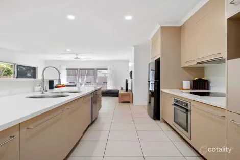 Property photo of 13 North Beach Place Mudjimba QLD 4564