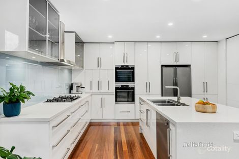 Property photo of 42 Mincha Avenue Templestowe Lower VIC 3107