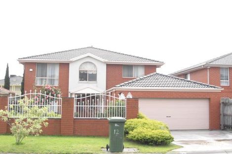 Property photo of 12 Hagan Place Keysborough VIC 3173