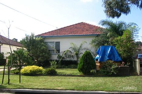 Property photo of 10 Linton Avenue Revesby NSW 2212