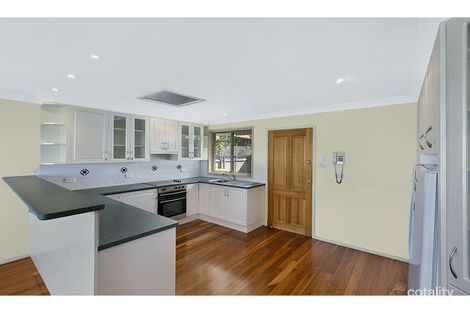 Property photo of 21 Bundilla Parade Berkeley Vale NSW 2261