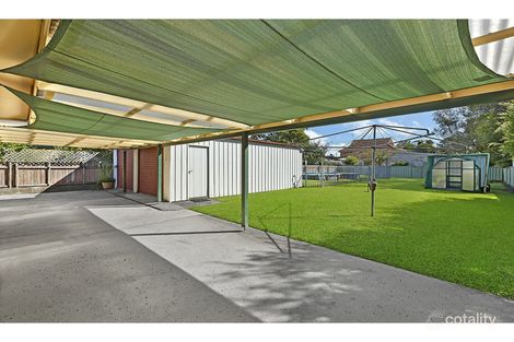 Property photo of 21 Bundilla Parade Berkeley Vale NSW 2261