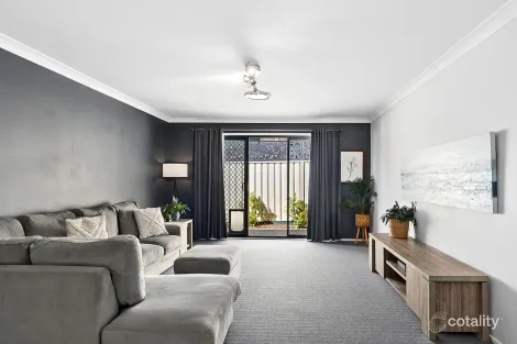Property photo of 162 Blueridge Drive Blue Haven NSW 2262