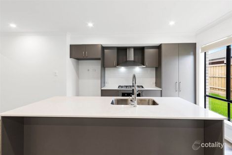 Property photo of 72 Brossard Road Mickleham VIC 3064