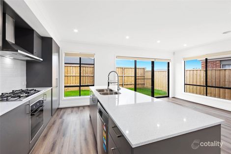 Property photo of 72 Brossard Road Mickleham VIC 3064