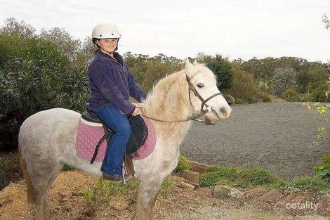 15 Carters Lane, Seville, VIC 3139