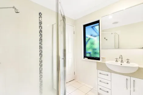 Property photo of 2/100 Imperial Parade Labrador QLD 4215