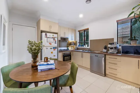 147 Boldrewood Pde, Reservoir, VIC 3073