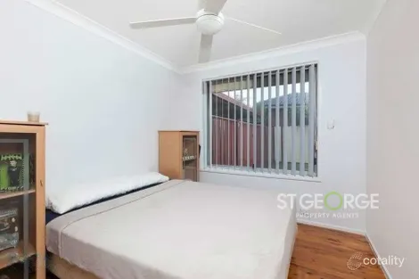 Property photo of 8 Patonga Close Woodbine NSW 2560