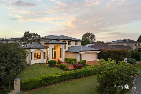 Property photo of 17 Windermere Crescent Carindale QLD 4152