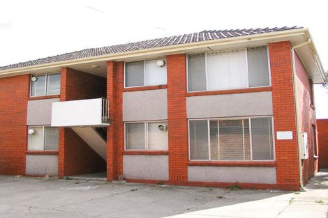 2/117 Clyde St, Thornbury, VIC 3071