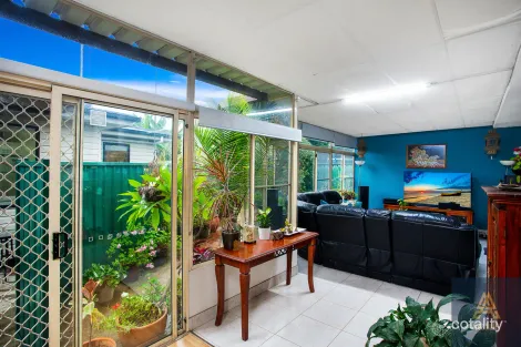 Property photo of 6 Ruby Place Seven Hills NSW 2147