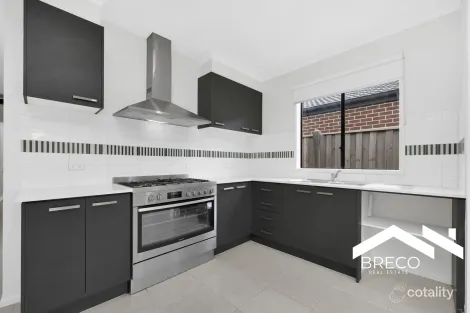 Property photo of 16 Jacka Street Mickleham VIC 3064