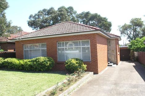 18 Shannon St, Greenacre, NSW 2190