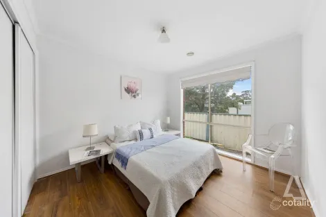 Property photo of 10 Treemont Court Cairnlea VIC 3023