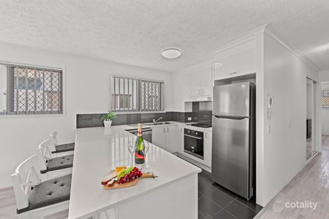 Property photo of 16/12 Whiting Street Labrador QLD 4215
