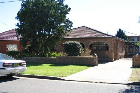 31 Hume St, Chifley, NSW 2036