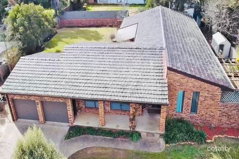 Property photo of 11 Hardy Avenue Young NSW 2594