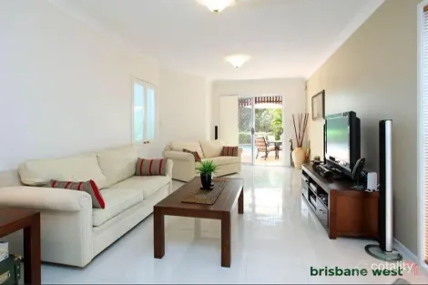 Property photo of 33 Binyara Street Chapel Hill QLD 4069