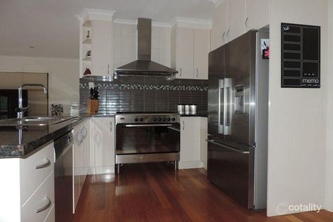 Property photo of 3 Jefferson Avenue Lakes Entrance VIC 3909