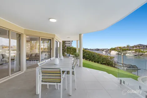 Property photo of 2639 Yanderra Close Hope Island QLD 4212