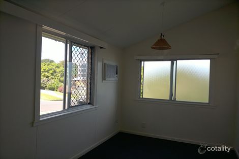 Property photo of 8 Jeffries Street The Range QLD 4700