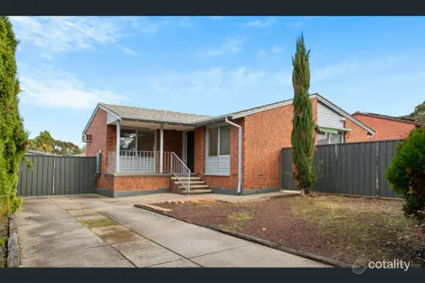Property photo of 19 Louise Crescent Morphett Vale SA 5162