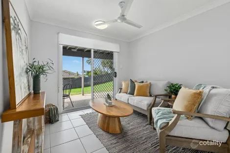 Property photo of 21 Waterview Drive Lammermoor QLD 4703