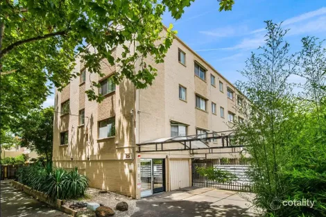 Property photo of 2/25 Redan Street St Kilda VIC 3182