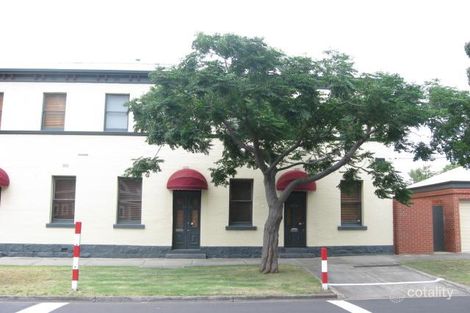 24 Newcastle St, Newport, VIC 3015