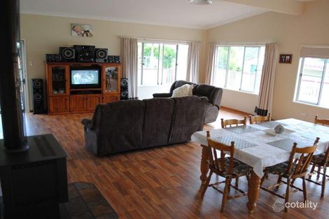 9 Gibson Rd, Rosenthal Heights, QLD 4370