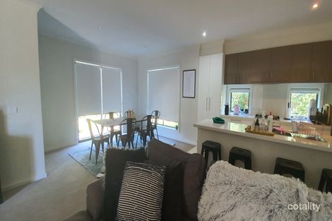 Property photo of 2/301 Jells Road Wheelers Hill VIC 3150