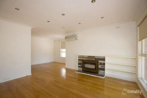 Property photo of 31 Wattle Grove Mulgrave VIC 3170