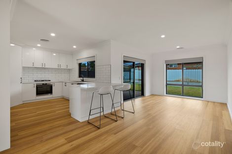 Property photo of 18 Bowerbird Way Wangaratta VIC 3677
