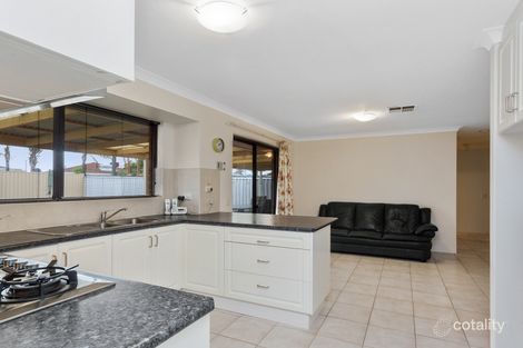 11 Compton Rd, Gosnells, WA 6110