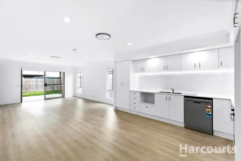 Property photo of 49 Frederick Circuit Eli Waters QLD 4655