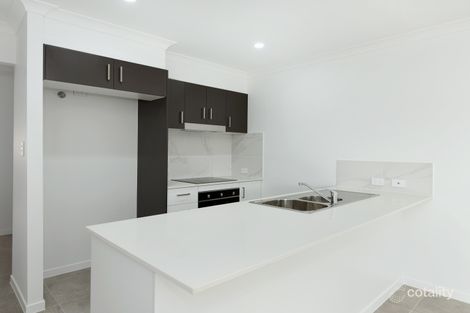Property photo of 2/19 Ena Street Cotswold Hills QLD 4350