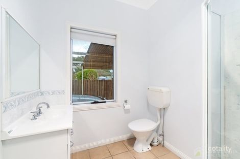 Property photo of 56 King Street Toongabbie VIC 3856