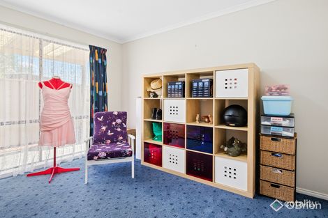 Property photo of 3 Foxfield Way Tarneit VIC 3029