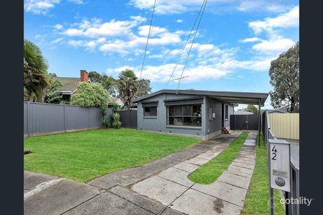 Property photo of 42 Waranga Crescent Broadmeadows VIC 3047