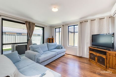 Property photo of 2/7 Bologna Gardens Aubin Grove WA 6164