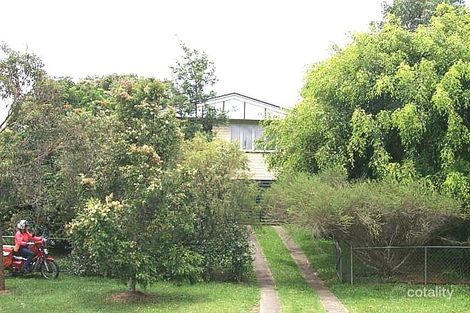 39 Falkirk St, Stafford Heights, QLD 4053