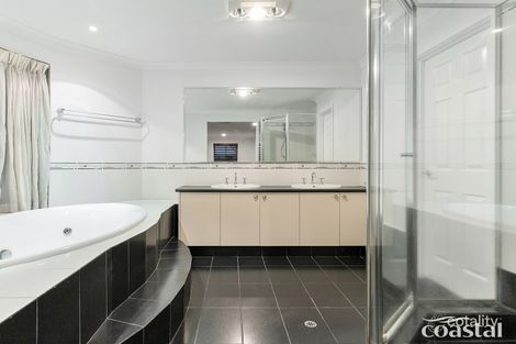 9 Montague St, Secret Harbour, WA 6173