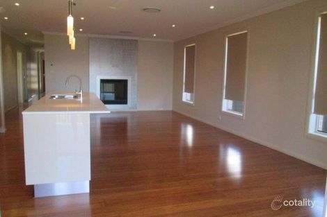 Property photo of 30 Franzman Avenue Elderslie NSW 2570