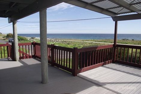 Property photo of 64 Gold Coast Drive Carrickalinga SA 5204