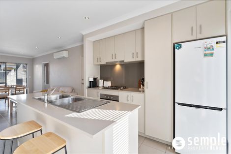 Property photo of 16/1 Lomax Court Beeliar WA 6164