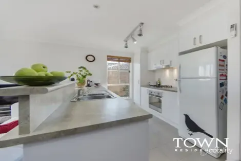 Property photo of 97 Wunderly Circuit Macgregor ACT 2615