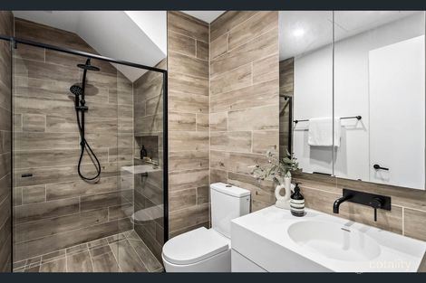 Property photo of 11/66 Orrong Road Elsternwick VIC 3185