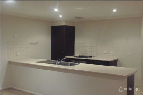 Property photo of 4 Lancely Green Caroline Springs VIC 3023